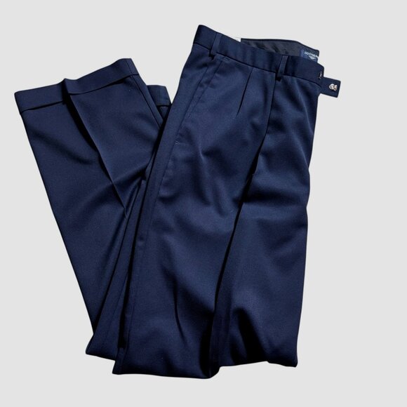 Dockers Men's Signature Classic Casual Trouser Pants, Black, 38W x 34L Pleated - Picture 4 of 11